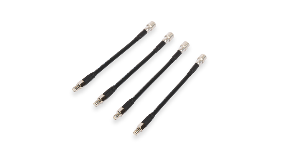 QMA-to-SMA adapters (Pack of 4)